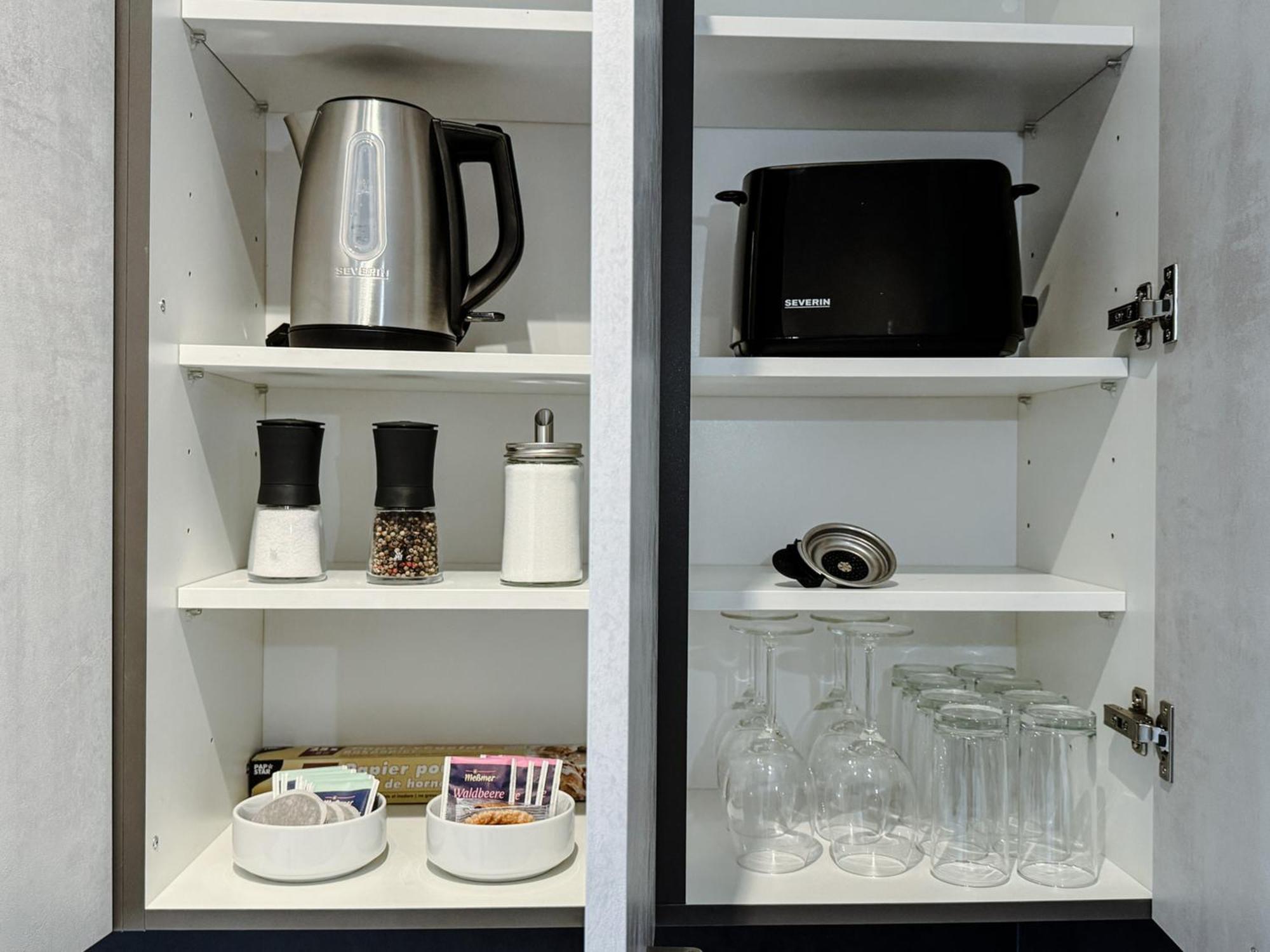 Modernes Apartment In Top Lage Komfortabel Eingerichtet Mit Arbeitsplatz Und Kueche - Geibelsuite Hannover Bagian luar foto